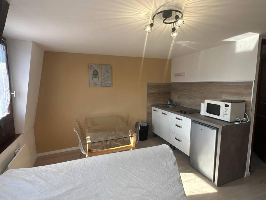 Magnifique Duplex Tout Confort Beauvais Luaran gambar