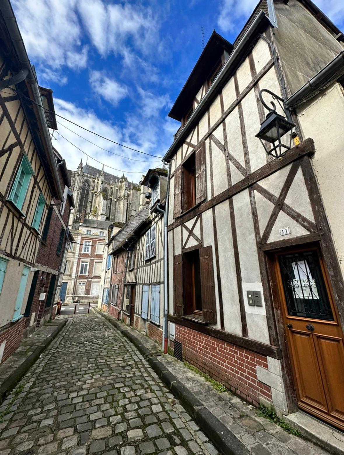 Magnifique Duplex Tout Confort Beauvais Luaran gambar